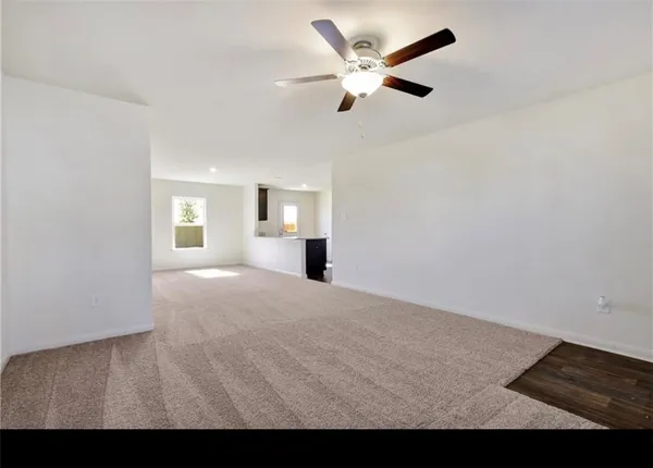 $1,550 | 313 Riverdale Cove, Jarrell, TX 76537