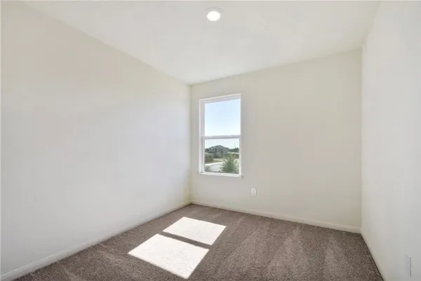 $1,550 | 313 Riverdale Cove, Jarrell, TX 76537