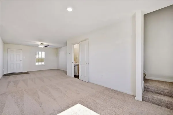 $1,550 | 313 Riverdale Cove, Jarrell, TX 76537