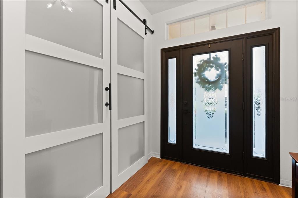 2425 Prairie View Drive Winter Garden, FL 34787 - Photo 2 of 24