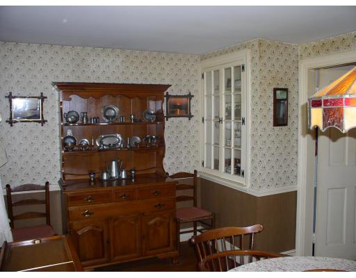 53 Howard Street Hamilton, MA 01982 - Photo 8 of 16 Gallery Image 8