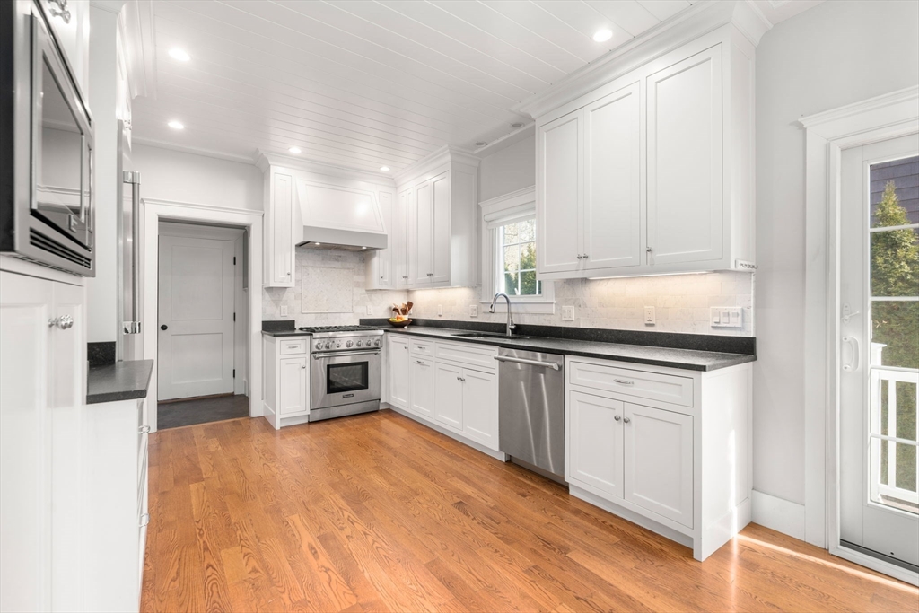 3 Strathmore Road Wellesley, MA 02482 - Photo 8 of 29