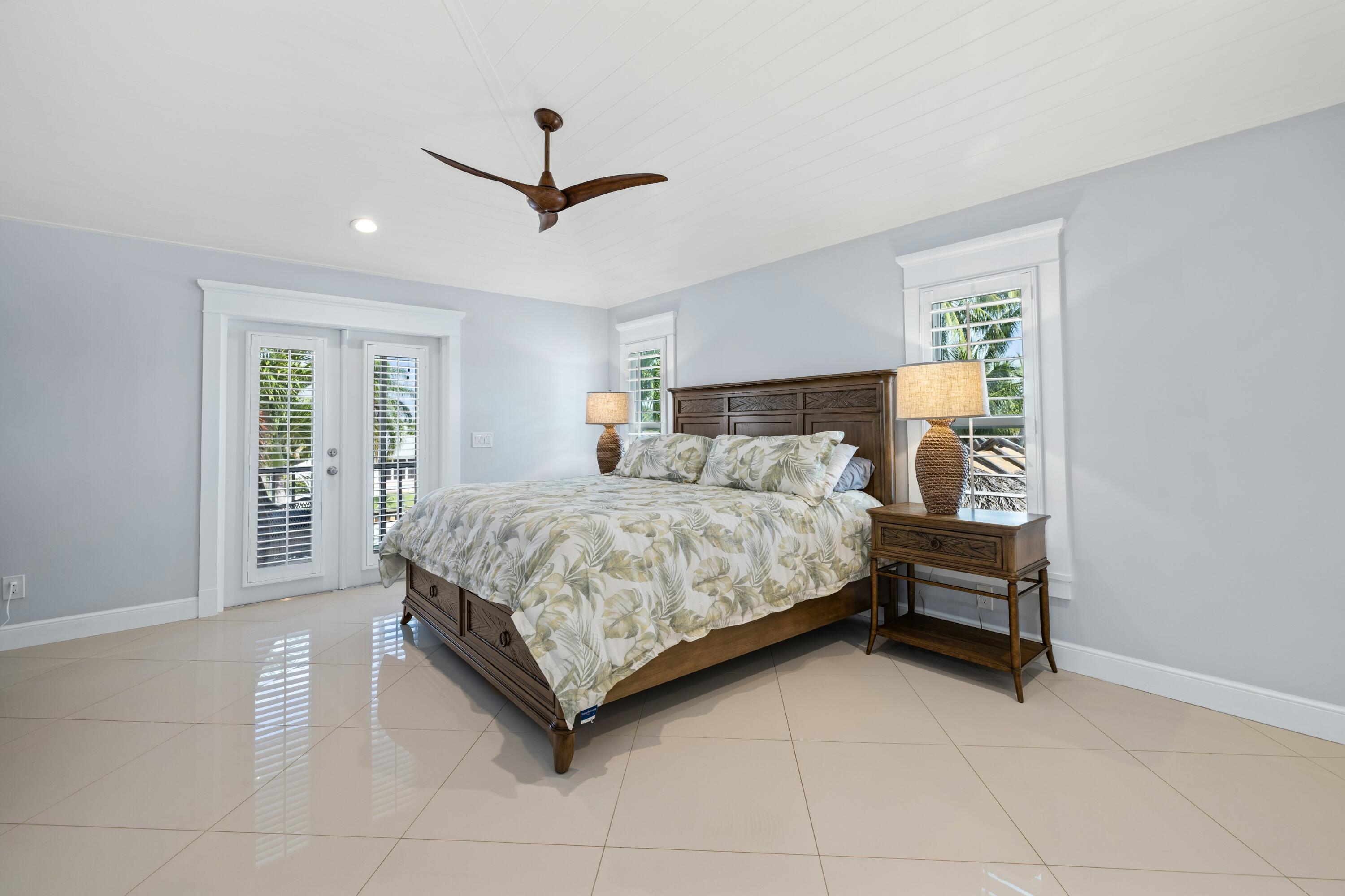 1359 Southwest Dyer Point Road Palm City, FL 34990 - Photo 23 of 58 tempImageVu0Ajn