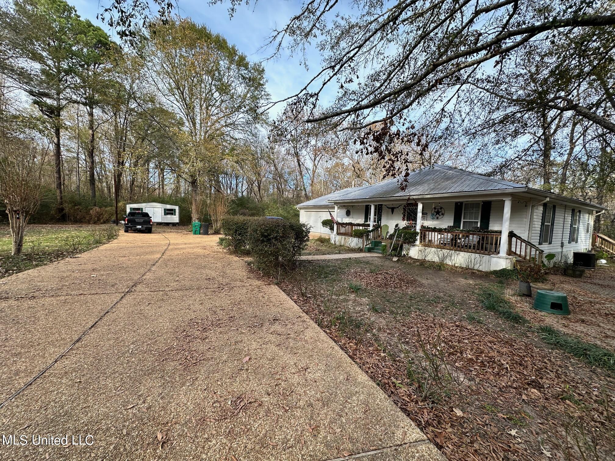 2260 Rosemary Road Terry, MS 39170 - Photo 4 of 15 IMG_3449