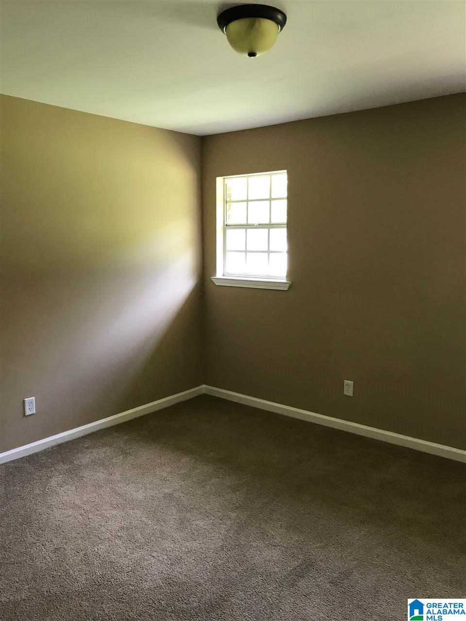 406 Sycamore Street Jemison, AL 35085 - Photo 9 of 12