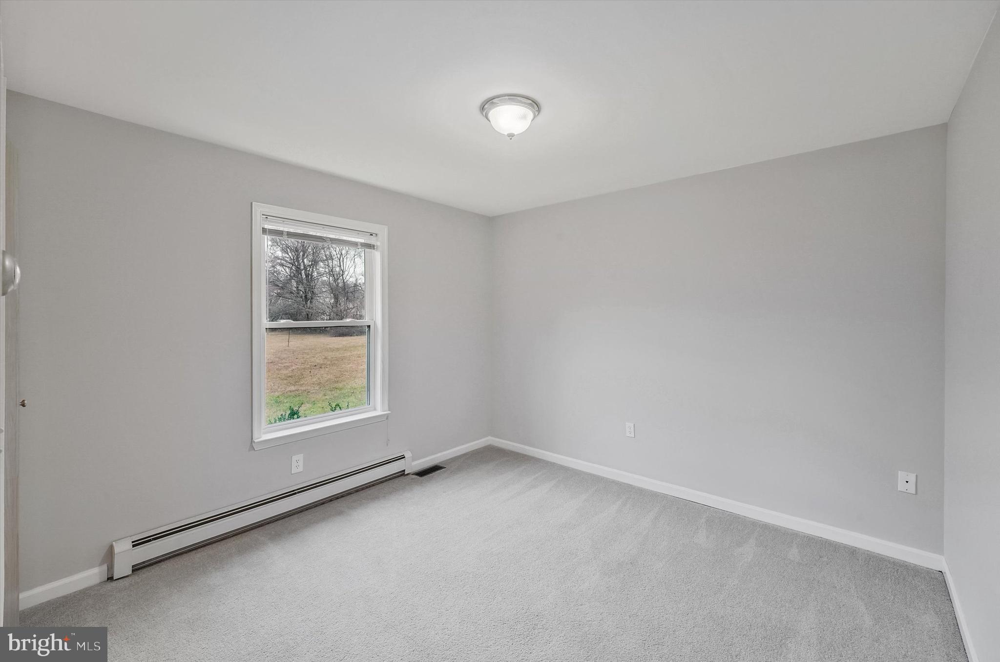 7510 Old Receiver Road Frederick, MD 21702 - Photo 34 of 57 an empty room with windows