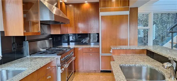 $10,000 | 90 East Woodland Road, Pittsburgh, PA 15232