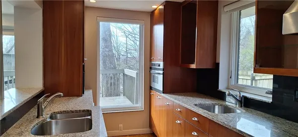 $10,000 | 90 East Woodland Road, Pittsburgh, PA 15232