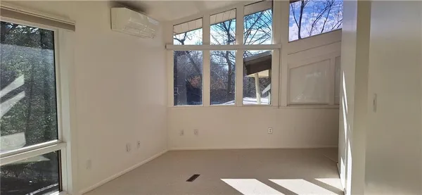 $10,000 | 90 East Woodland Road, Pittsburgh, PA 15232