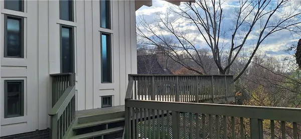 $10,000 | 90 East Woodland Road, Pittsburgh, PA 15232
