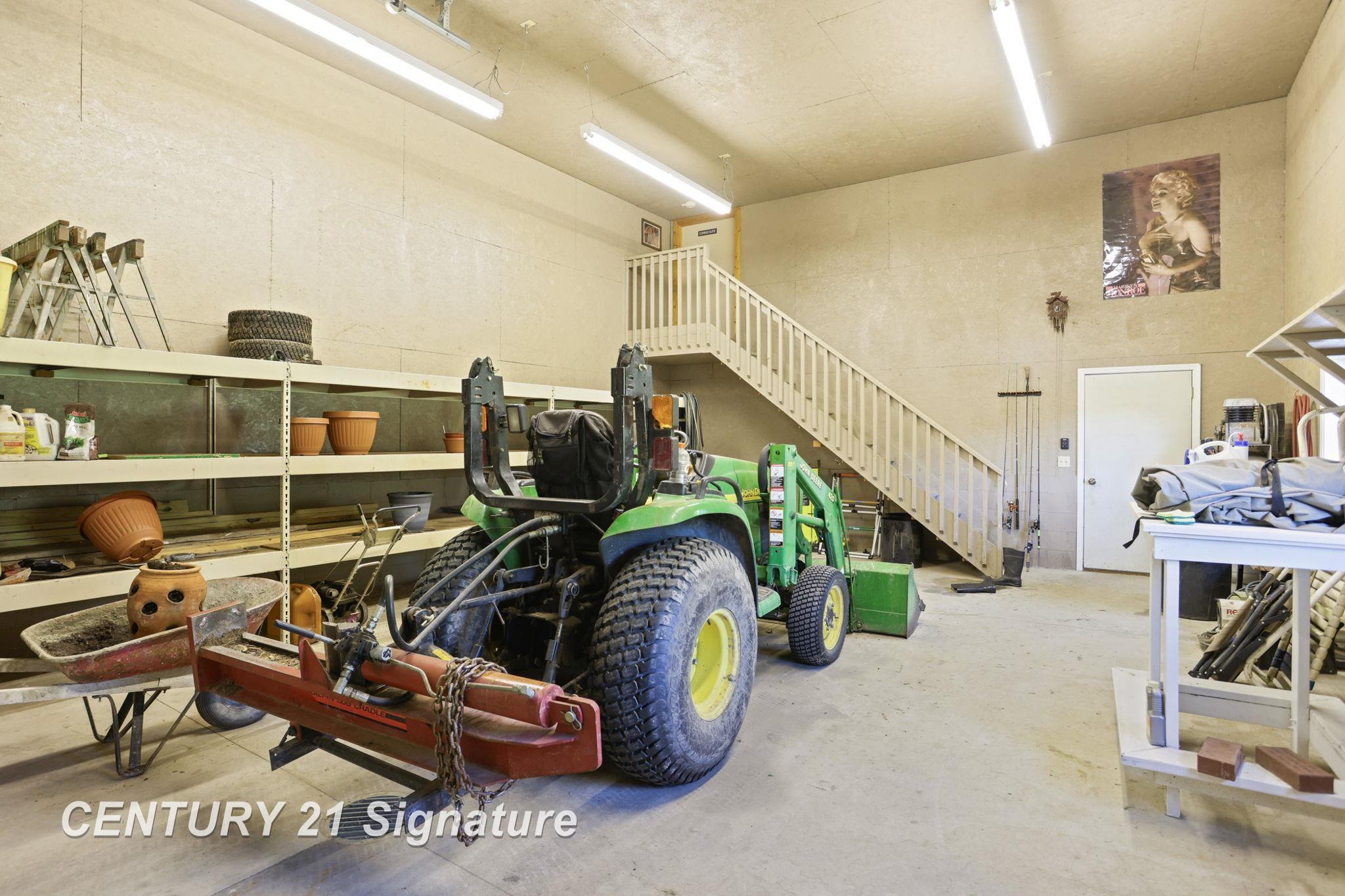 5600 North River Road Freeland, MI 48623 - Photo 52 of 95 50144172-430d13ab-f913-40f3-8e3a-20c7a2320ae1.JPG