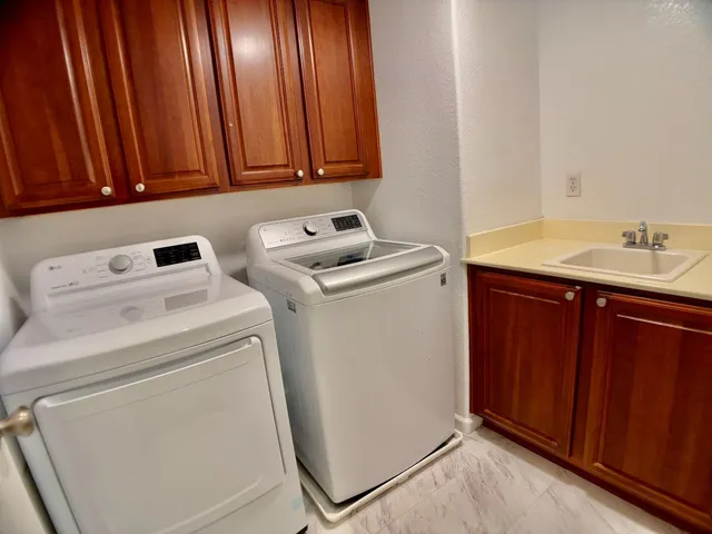 a picture of water heater room