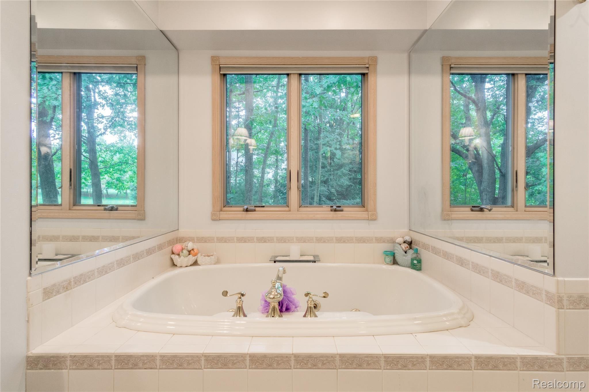 9276 Hegel Road Goodrich, MI 48438 - Photo 59 of 77 Interiors (29 of 48).jpg