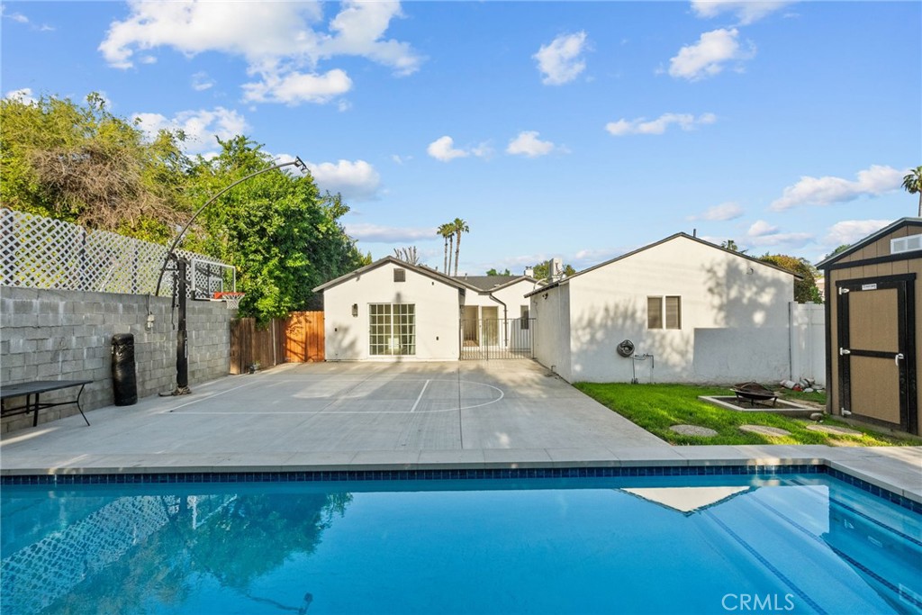 5937 Ranchito Avenue Van Nuys, CA 91401 - Photo 6 of 18