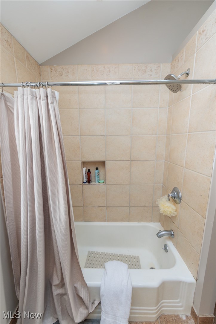 7702 West Pleasant Valley Road Parma, OH 44129 - Photo 25 of 50 Gallery Image 25