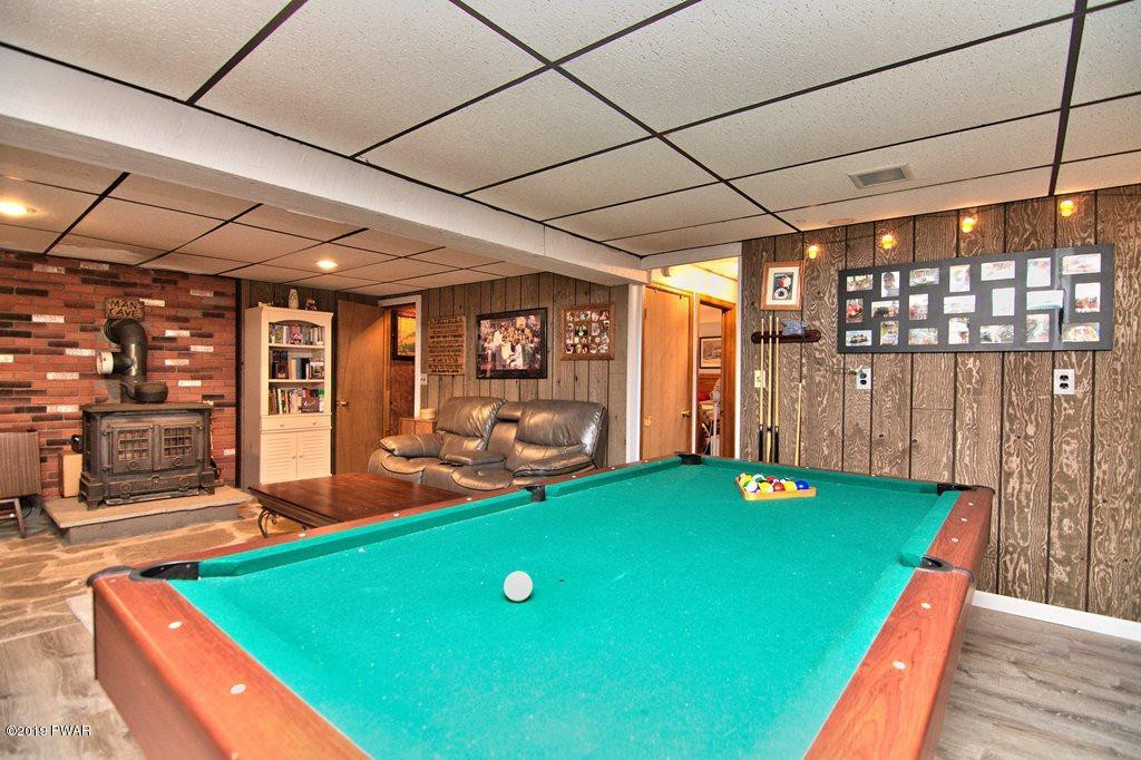 2019 Roamingwood Road Lake Ariel, PA 18436 - Photo 31 of 52 Family room view 5