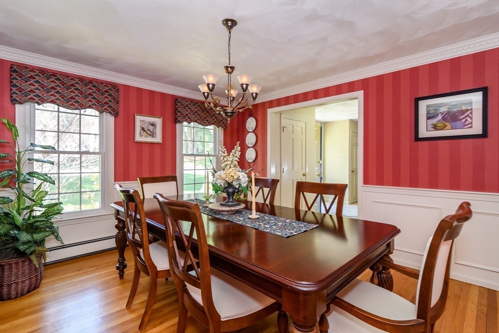 36 Bubbling Brook Road Walpole, MA 02081 - Photo 10 of 26