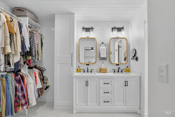 $629,000 | 2335 Valleyview Drive, Clarkston, WA 99403