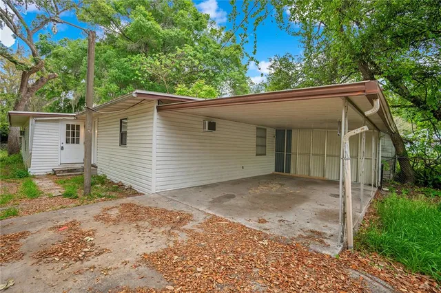 $235,000 | 38341 Palm Grove Drive, Zephyrhills, FL 33542