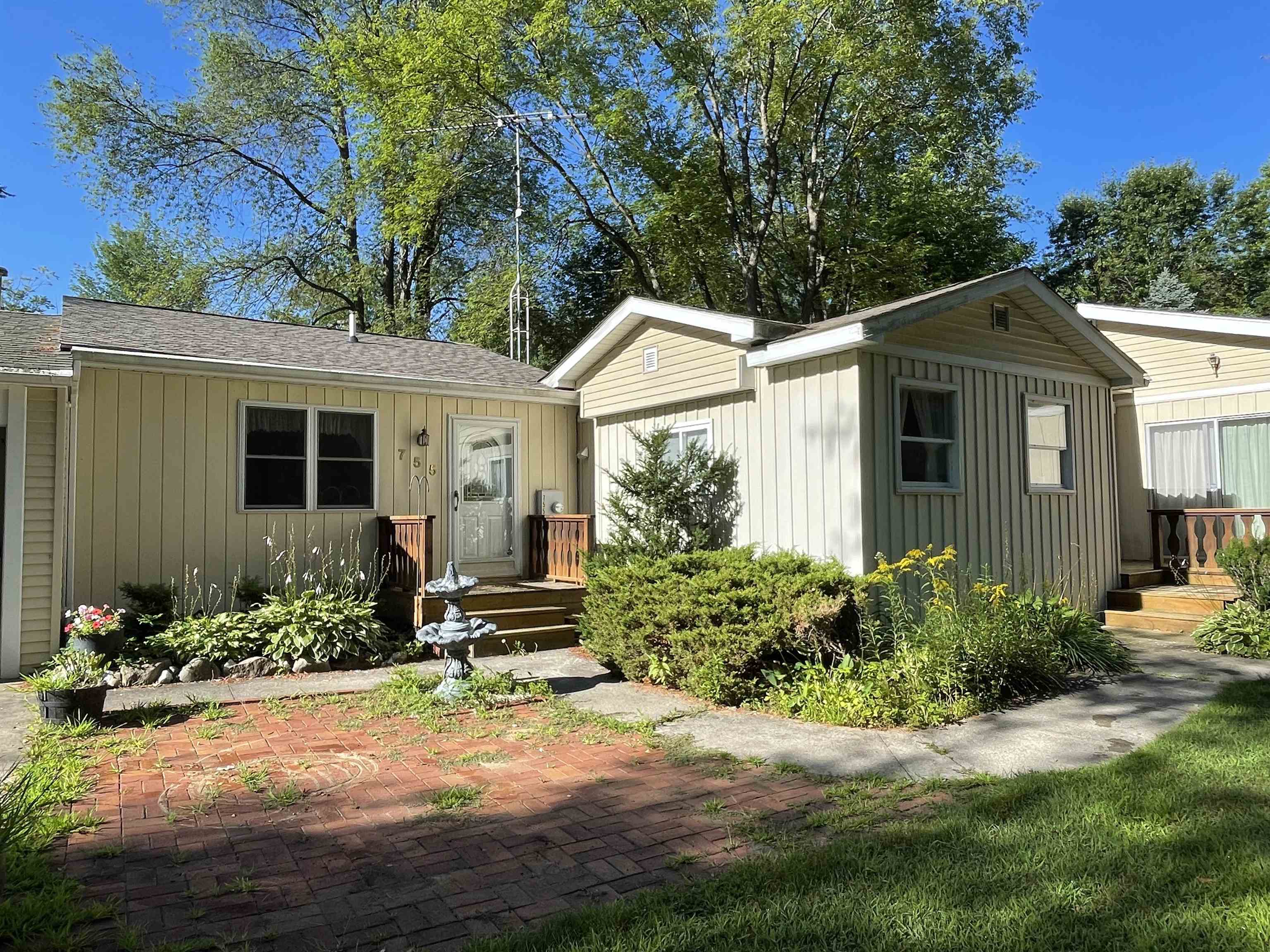 755 Weber Road Gladwin, MI 48624 - Photo 2 of 90 1903685-1.JPG