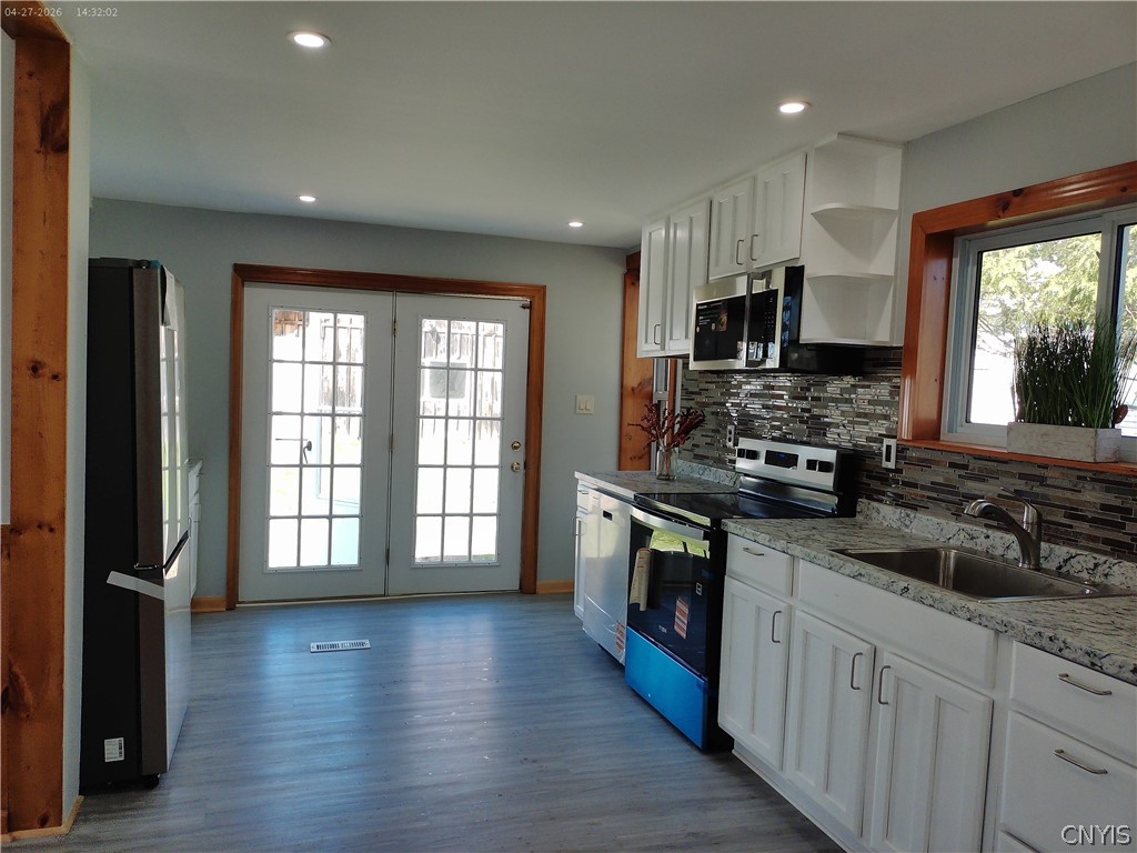 9606 Lincoln Avenue Remsen, NY 13438 - Photo 16 of 48 All new appliances in kitchen