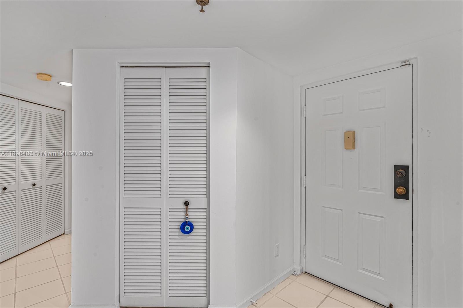 7507 La Paz Boulevard, Unit 407 Boca Raton, FL 33433 - Photo 12 of 34 a bathroom with a shower