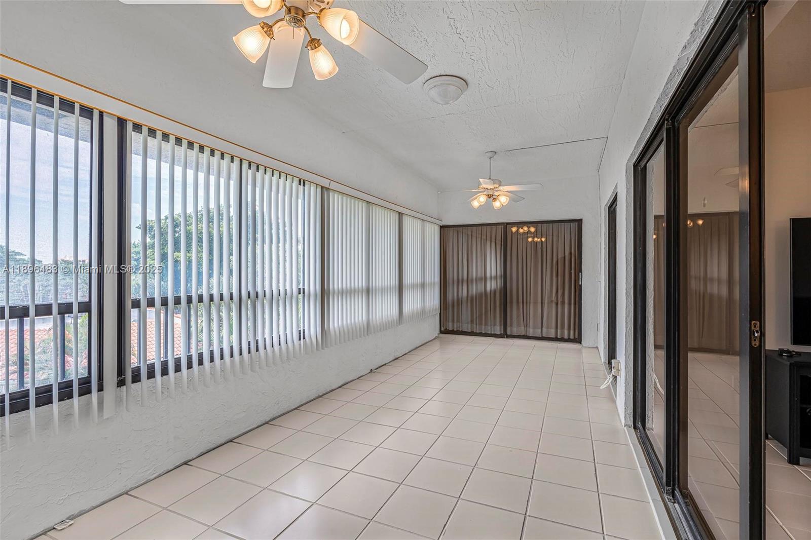 7507 La Paz Boulevard, Unit 407 Boca Raton, FL 33433 - Photo 13 of 34 a view of entryway