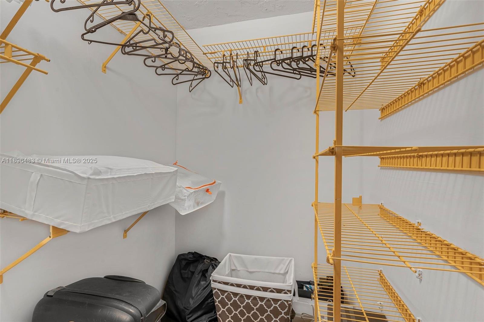 7507 La Paz Boulevard, Unit 407 Boca Raton, FL 33433 - Photo 24 of 34