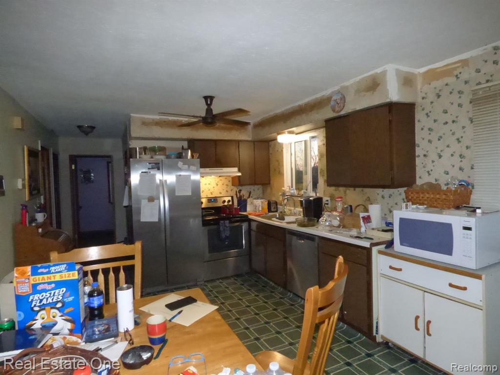 3509 Five Mile Road South Lyon, MI 48178 - Photo 15 of 45 Gallery Image 15