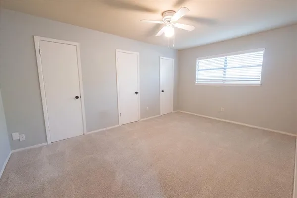 $1,350 | 5101 Locke Avenue, Unit 2900, Fort Worth, TX 76107