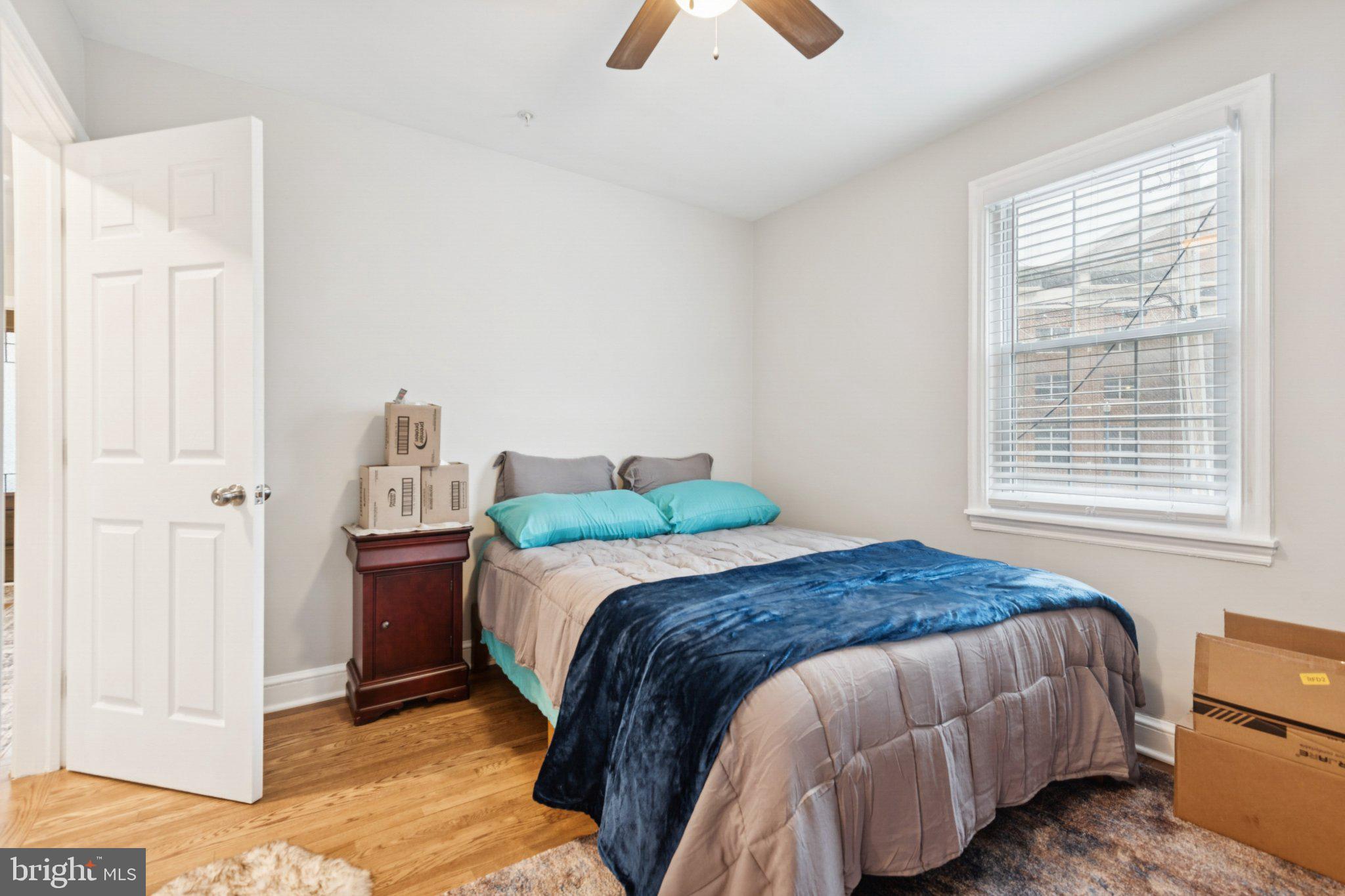 805 Spa Road Annapolis, MD 21401 - Photo 19 of 48 Cozy bedroom with natural light.