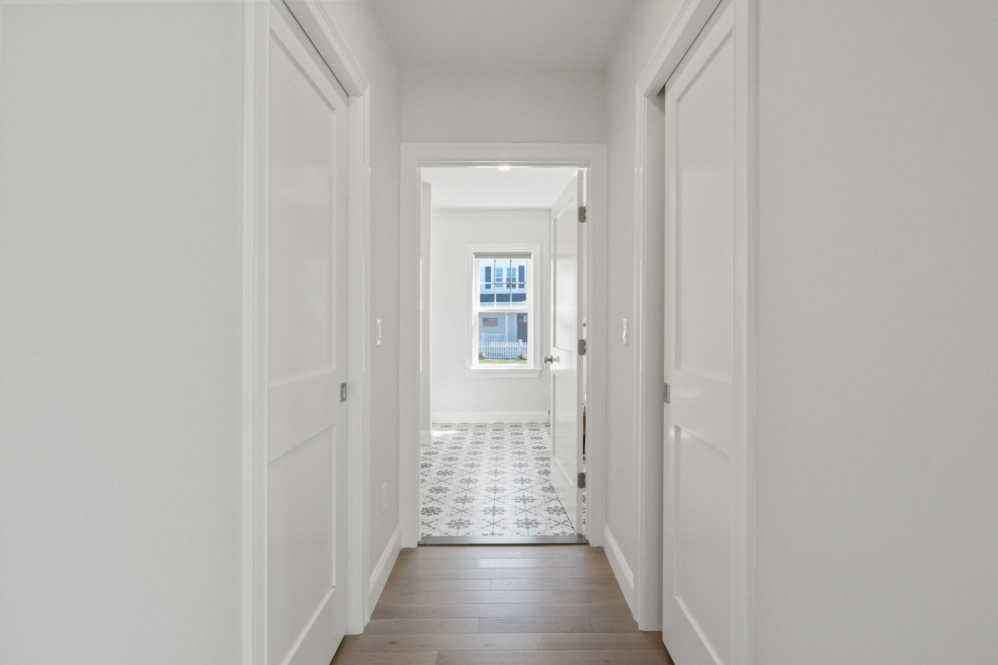 85 Cobblestone Circle Mashpee, MA 02649 - Photo 19 of 42 a view of a hallway