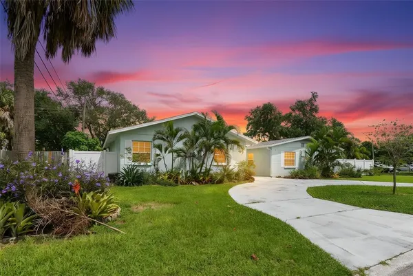 $618,000 | 1101 81st Avenue North, St. Petersburg, FL 33702
