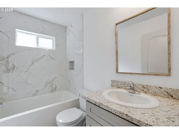 $525,000 | 7028 Southeast 86th Avenue, Portland, OR 97266