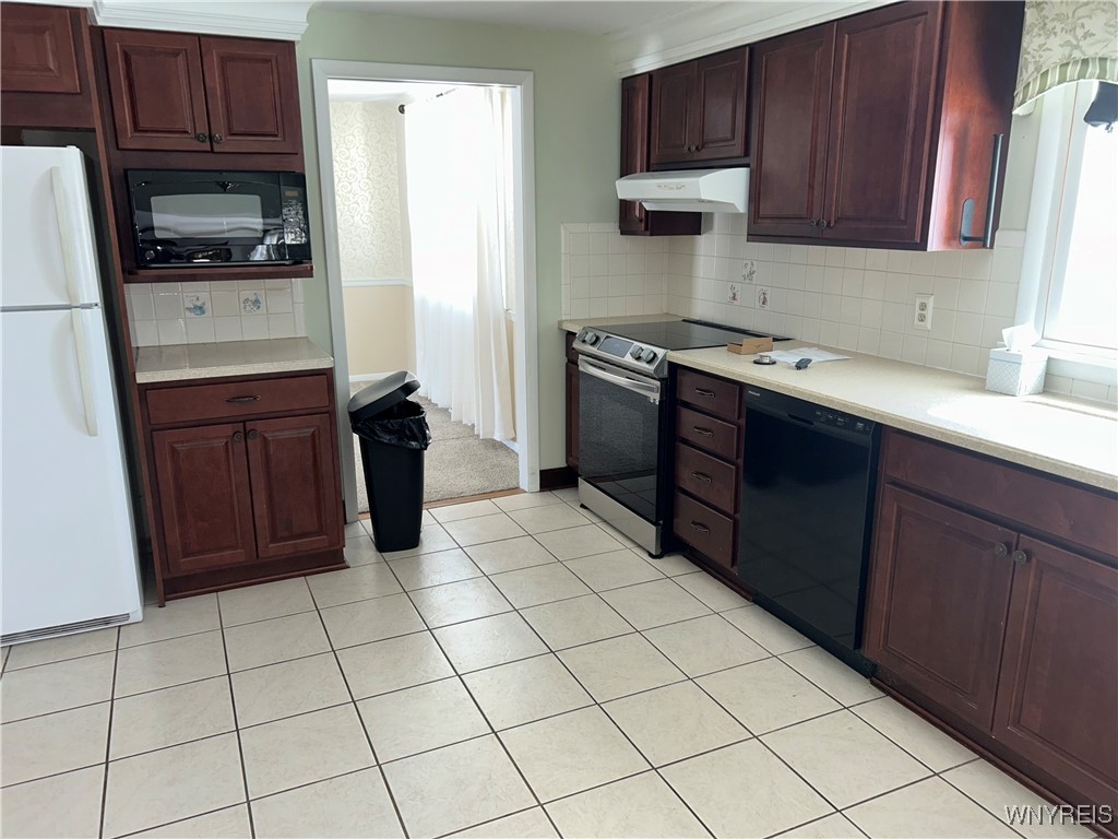 74 Culpepper Road Amherst, NY 14221 - Photo 3 of 17