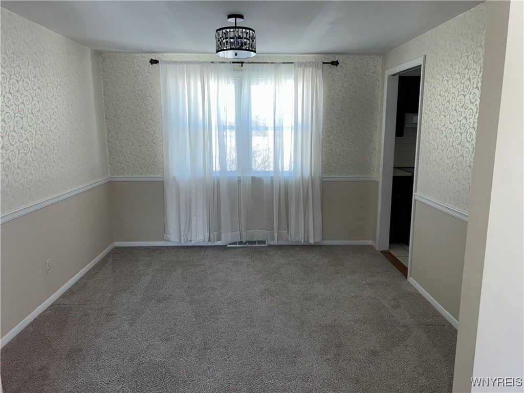 74 Culpepper Road Amherst, NY 14221 - Photo 4 of 17