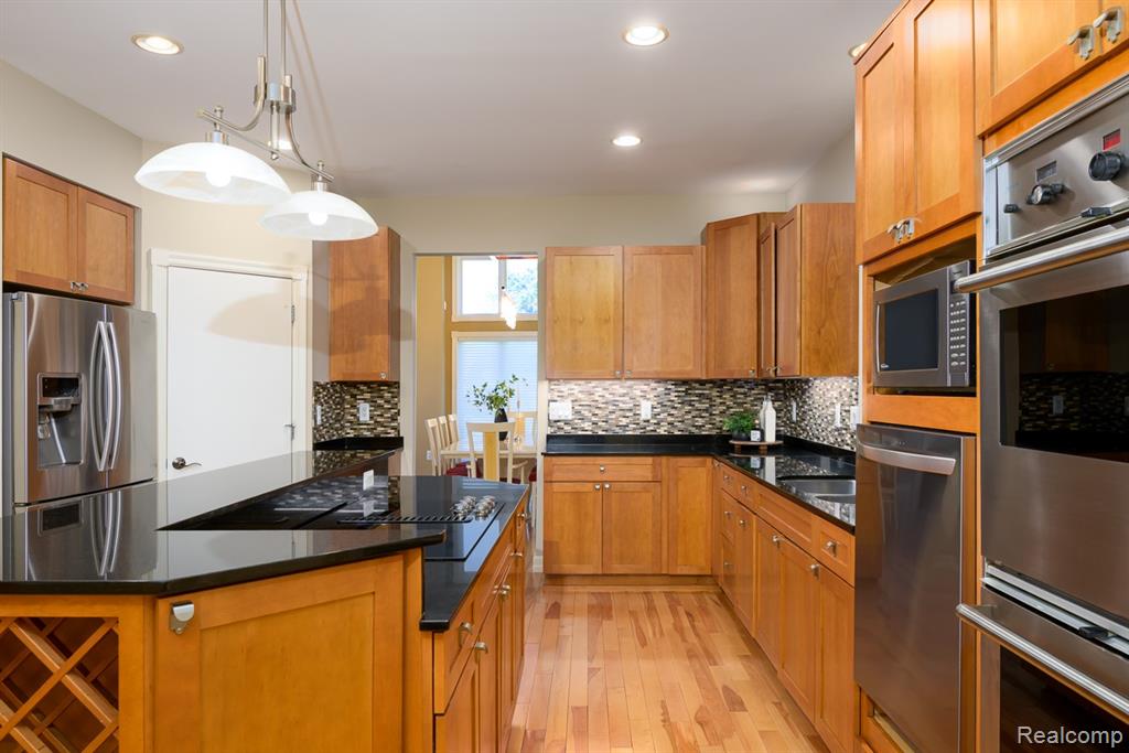 5565 Ford Road Commerce Township, MI 48382 - Photo 7 of 28 Gallery Image 7