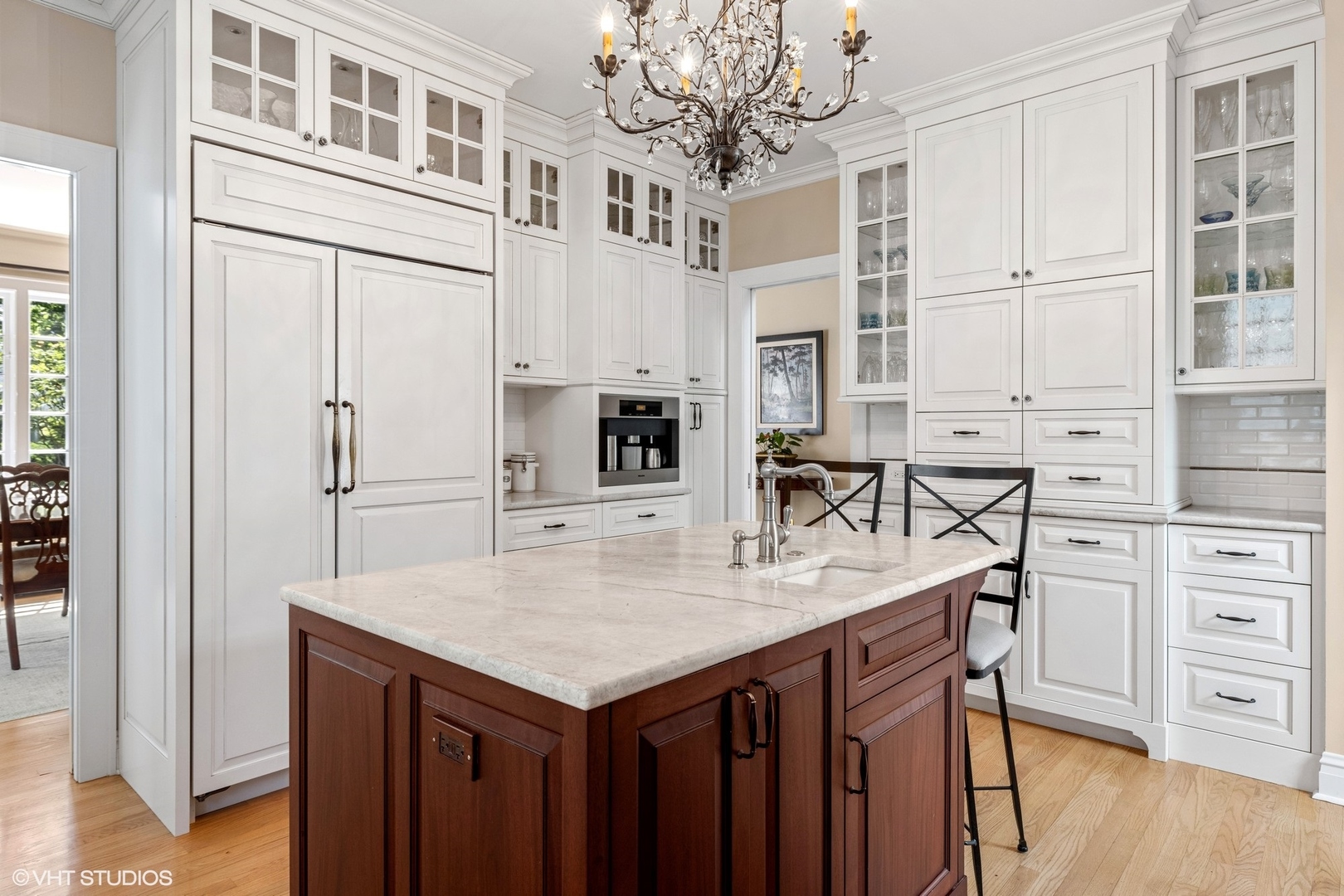 474 Ash Street Winnetka, IL 60093 - Photo 13 of 57