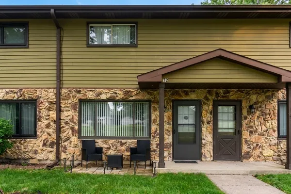 $270,000 | 72 Ruga Court, Addison, IL 60101