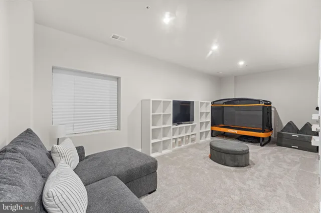 $624,900 | 8357 Meadowood Drive, Hanover, MD 21076