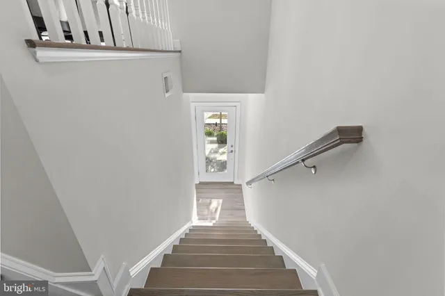 $624,900 | 8357 Meadowood Drive, Hanover, MD 21076