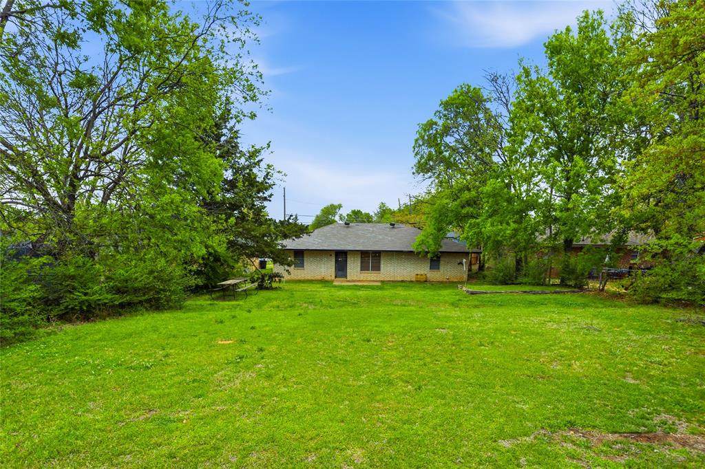 2922 Layne Drive Denison, TX 75020 - Photo 24 of 26