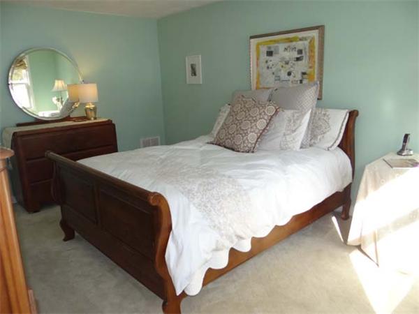 7 Burton Farm Drive Andover, MA 01810 - Photo 18 of 20 a bedroom with bed and a mirror