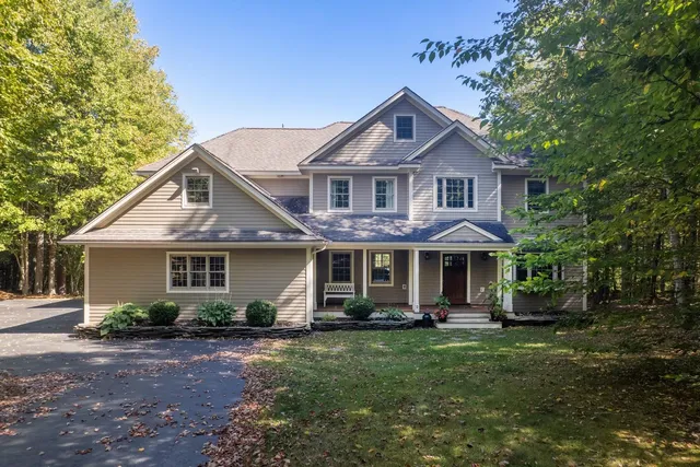 $949,000 | 301 Wynnridge Drive, Rutland Town, VT 05701