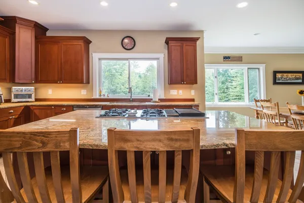 $935,000 | 301 Wynnridge Drive, Rutland Town, VT 05701