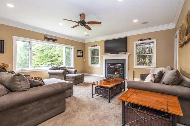 $949,000 | 301 Wynnridge Drive, Rutland Town, VT 05701