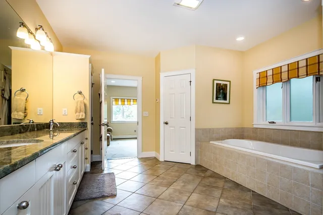 $949,000 | 301 Wynnridge Drive, Rutland Town, VT 05701