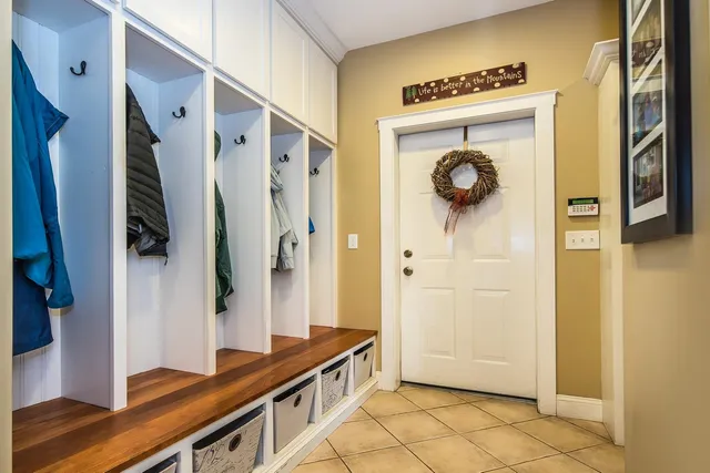 $949,000 | 301 Wynnridge Drive, Rutland Town, VT 05701