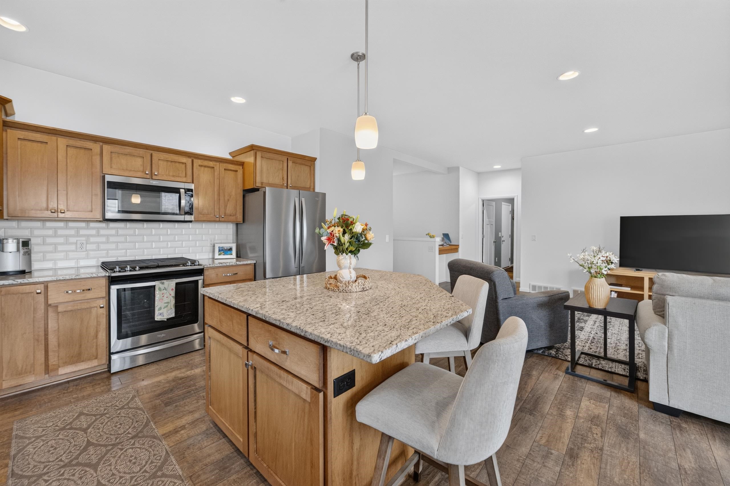 10106 Watts Road Verona, WI 53593 - Photo 10 of 46 Gallery Image 10