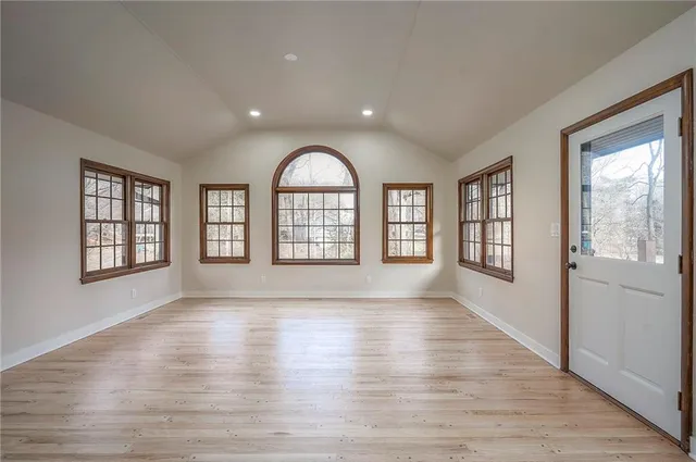 $999,000 | 9919 High Drive, Leawood, KS 66206